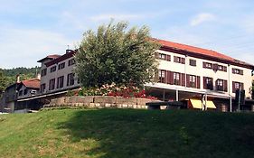 Hotel Domaine De La Barolliere À